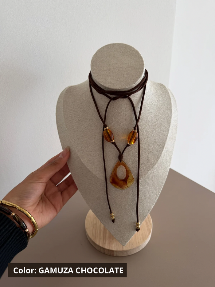 Collar CAPRI